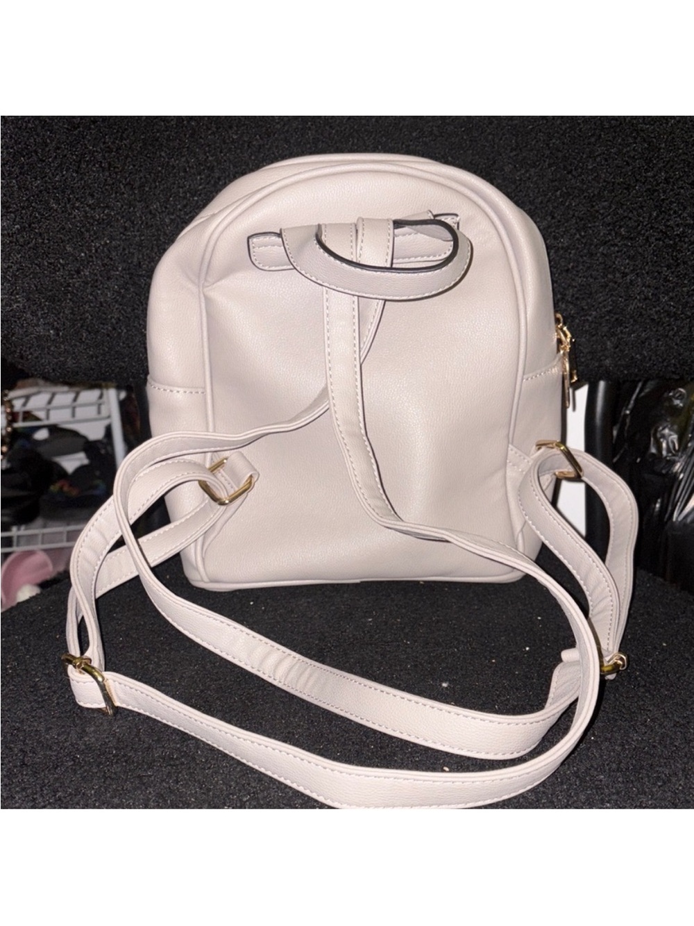 Compact Cream Mini Backpack with Bee Detail Rhinestone - Picture 3 of 5